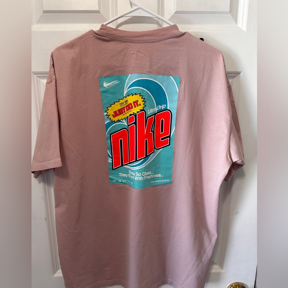 Men’s Nike T-Shirt